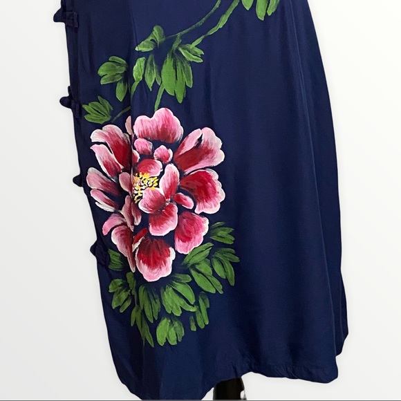 Dress Navy Blue Women's Large Hand Painted Pink Flowers Side Knotted Buttons - Picture 3 of 7